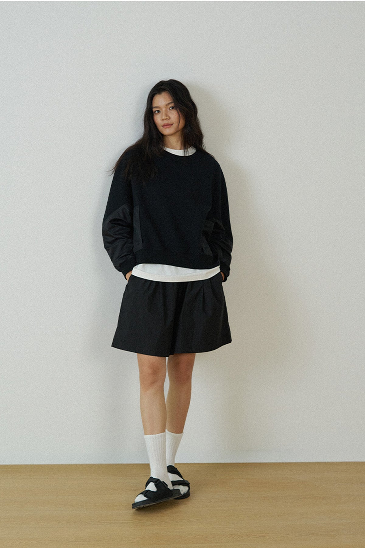 Contrast Fabric Sweater - Black