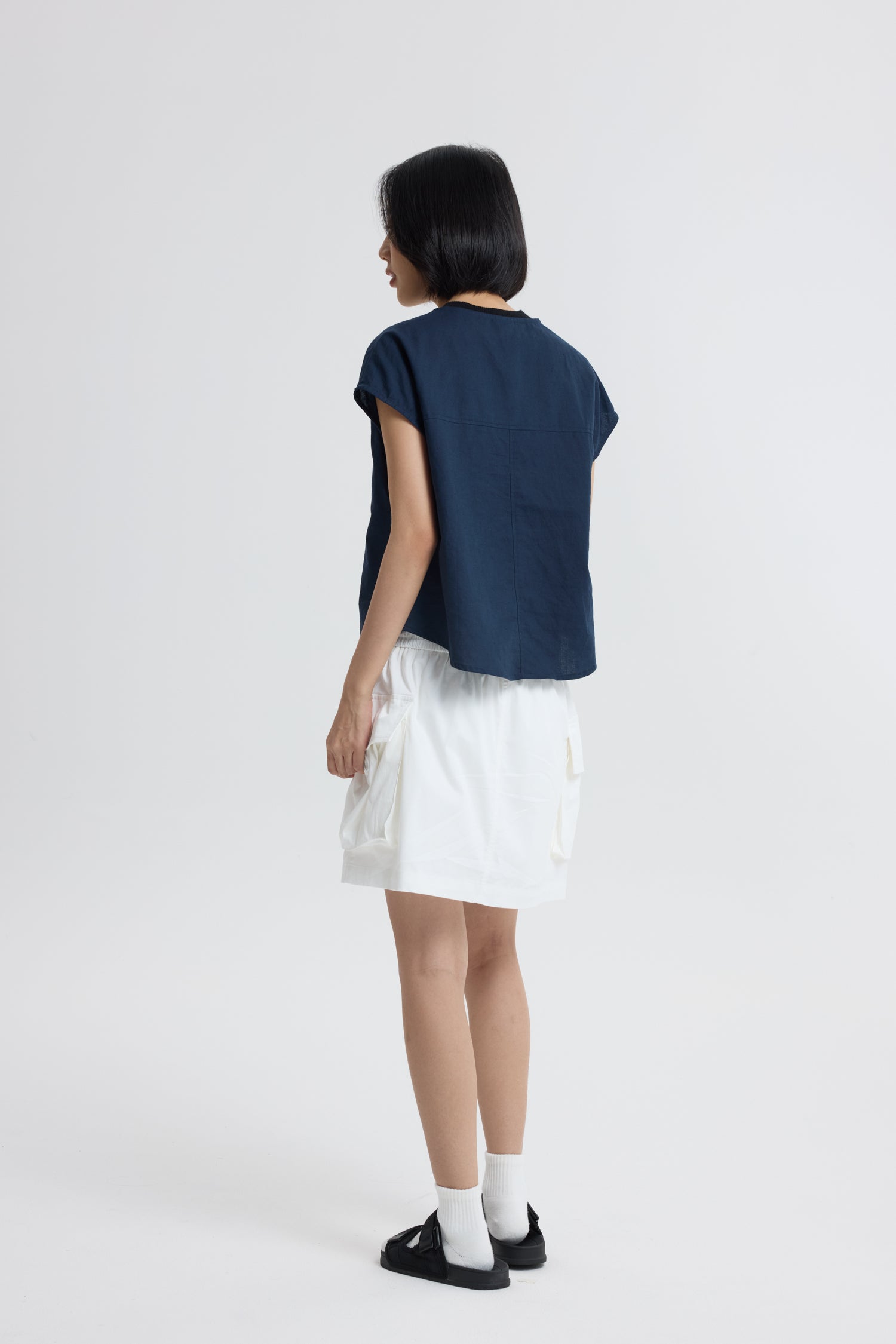 Sleeveless Button Blouse - Navy