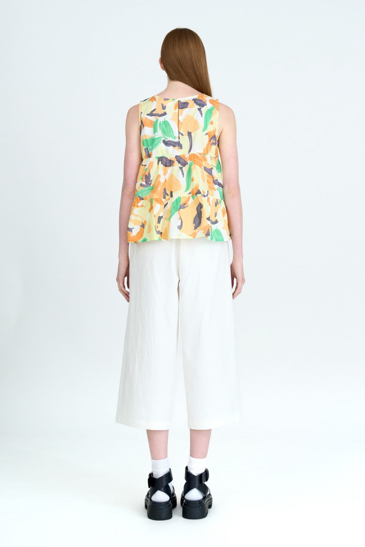 Floral Tiered Sleeveless Blouse [AT]
