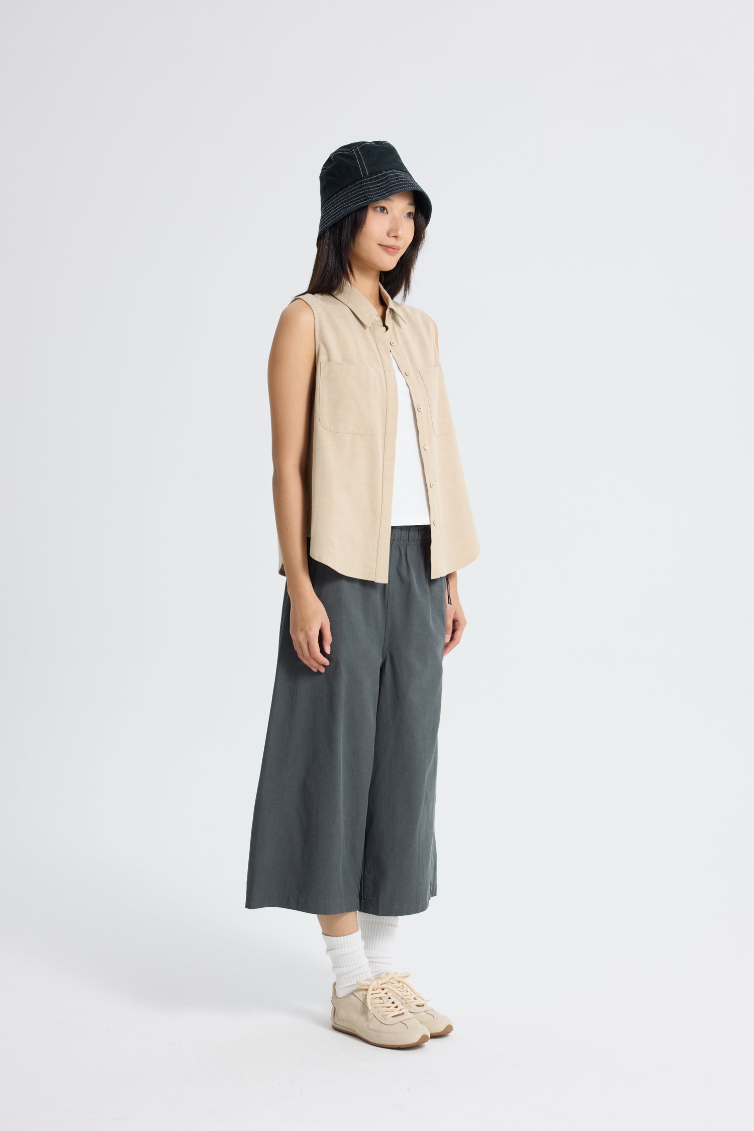 Patch Pocket Sleeveless Blouse - Khaki