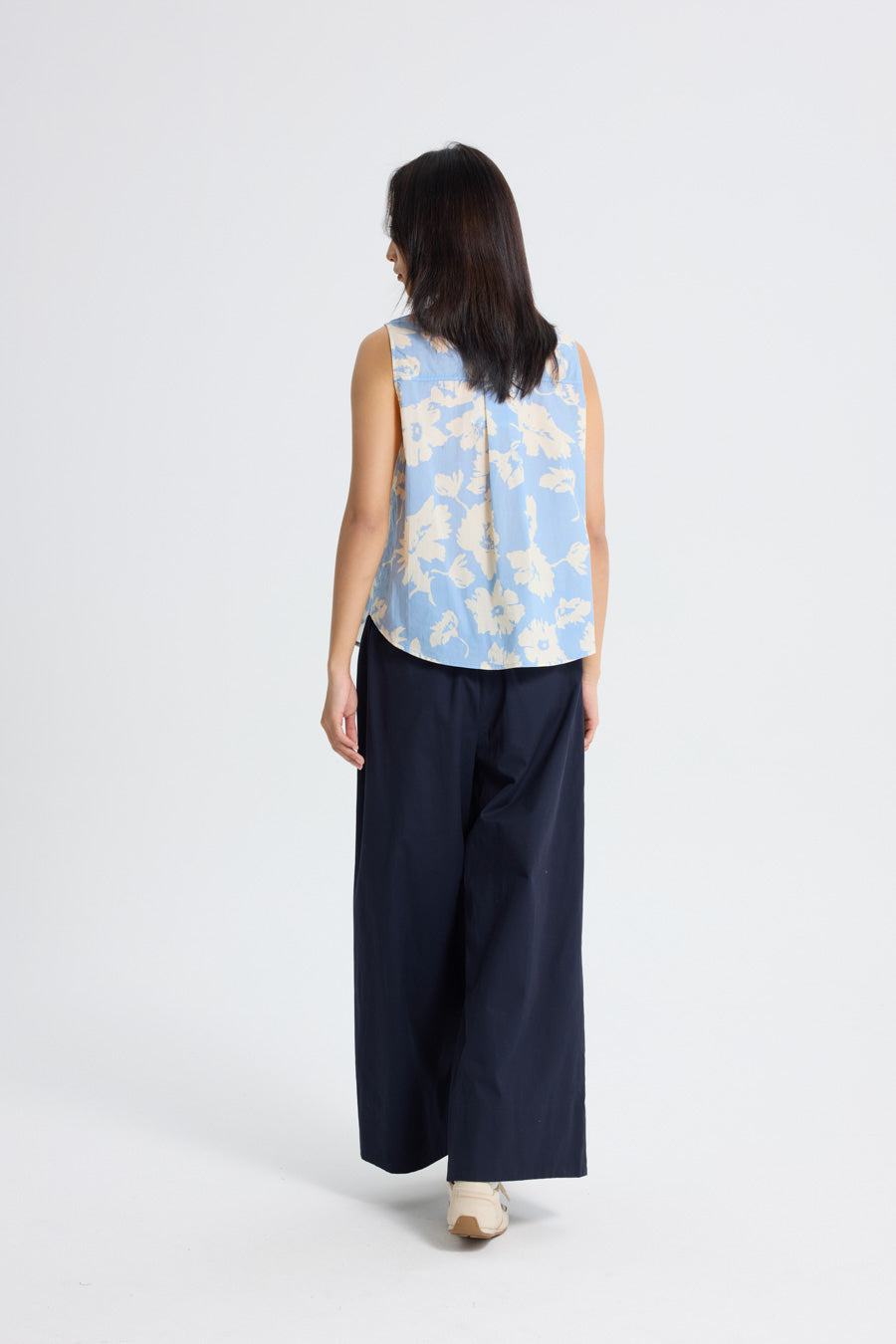 Floral Sleeveless Blouse - Floral Blue
