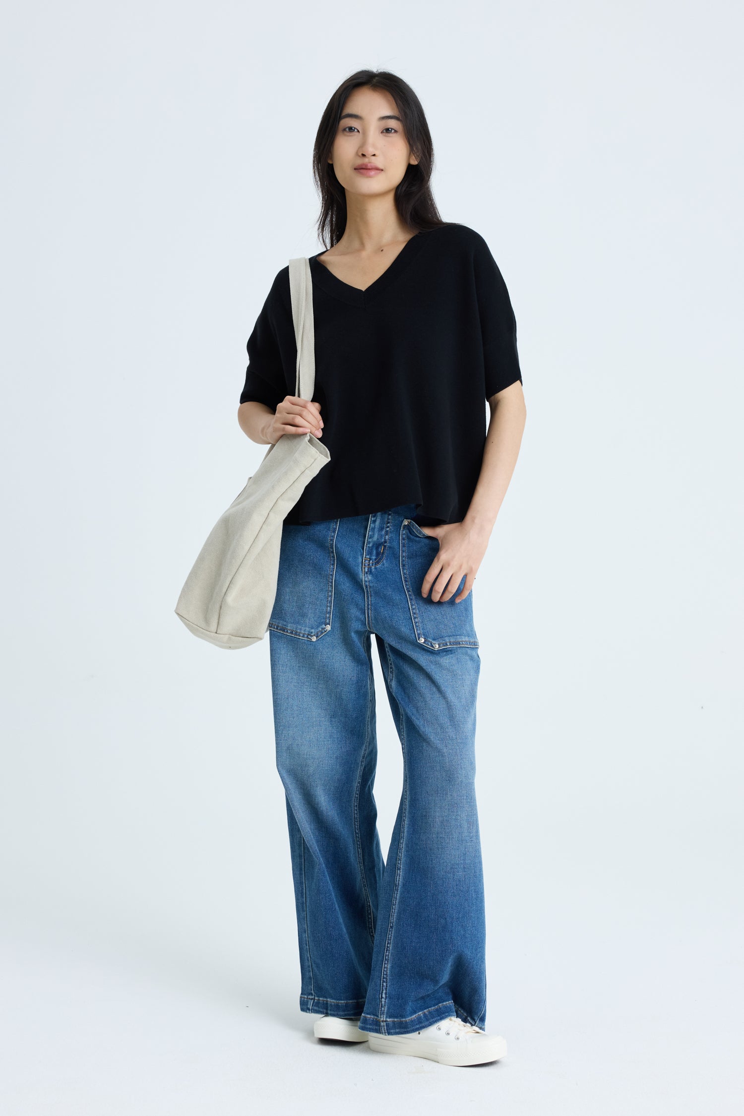 Knitted V-Neck Top - Black