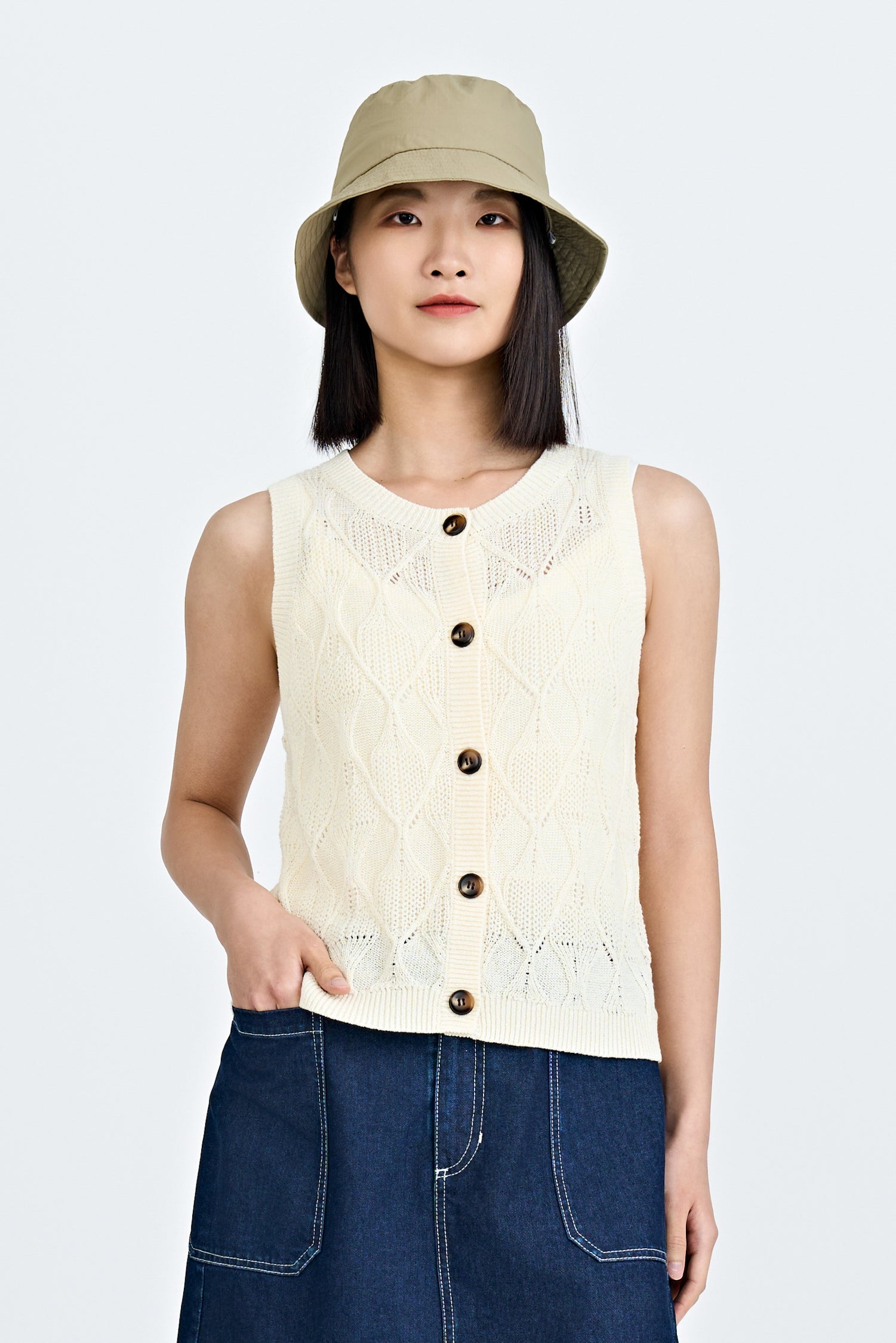 Knitted Vest - Ecru