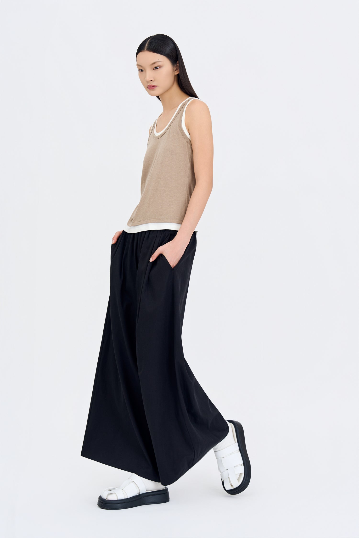 Pull-Up Trousers - Black