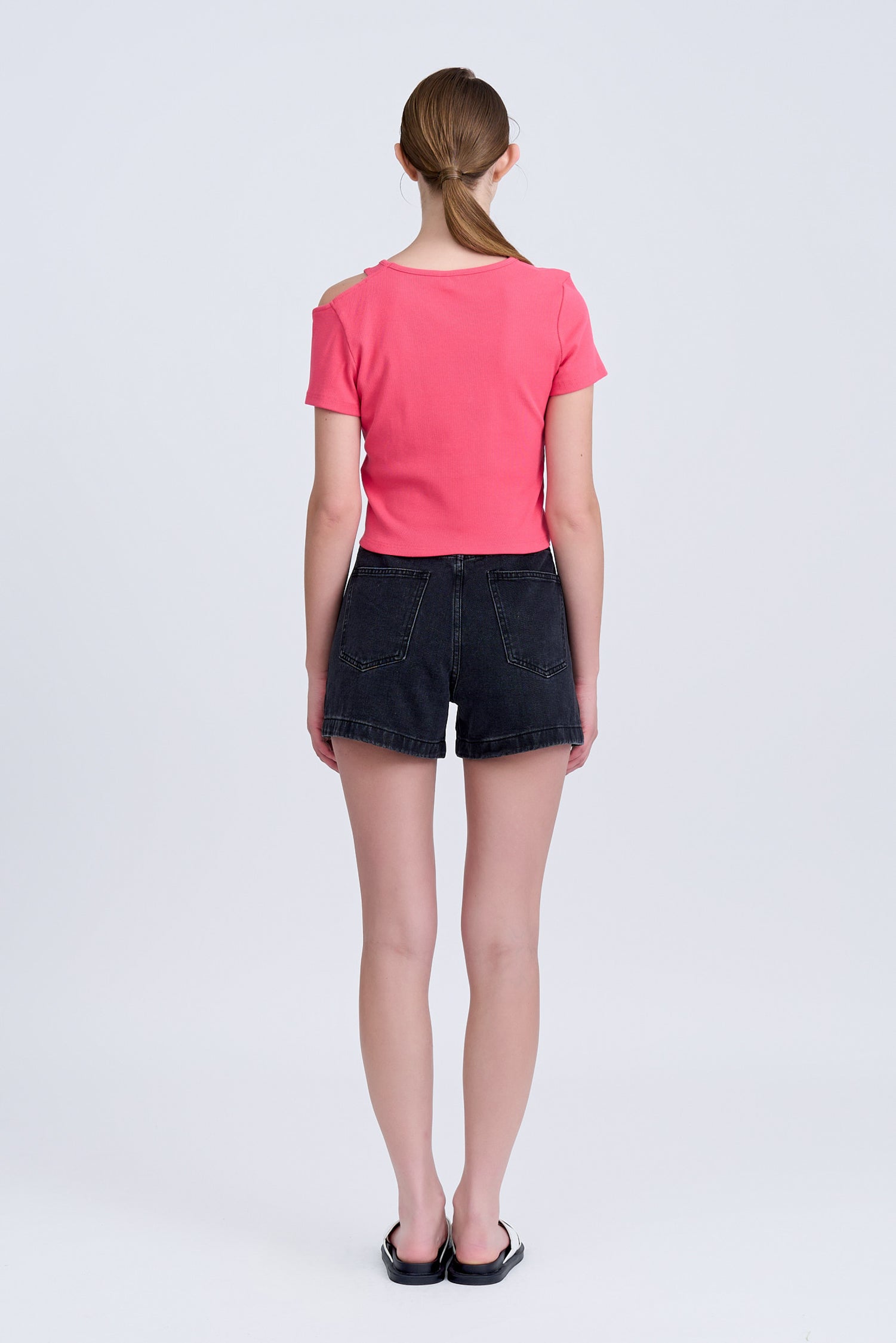 Shoulder Cut-Out Tee - Rose [AT]