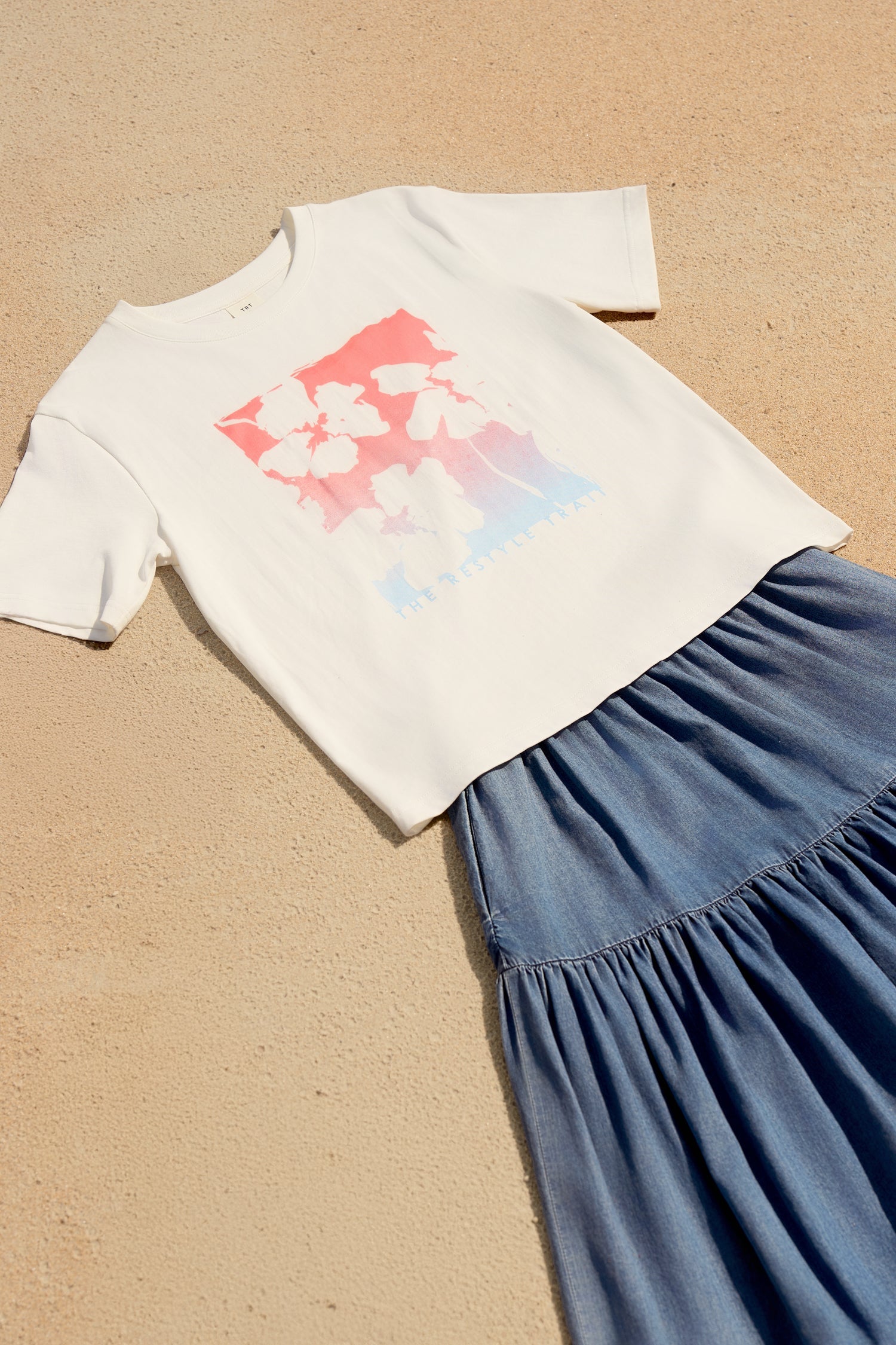 Gradient Floral Tee - Cream