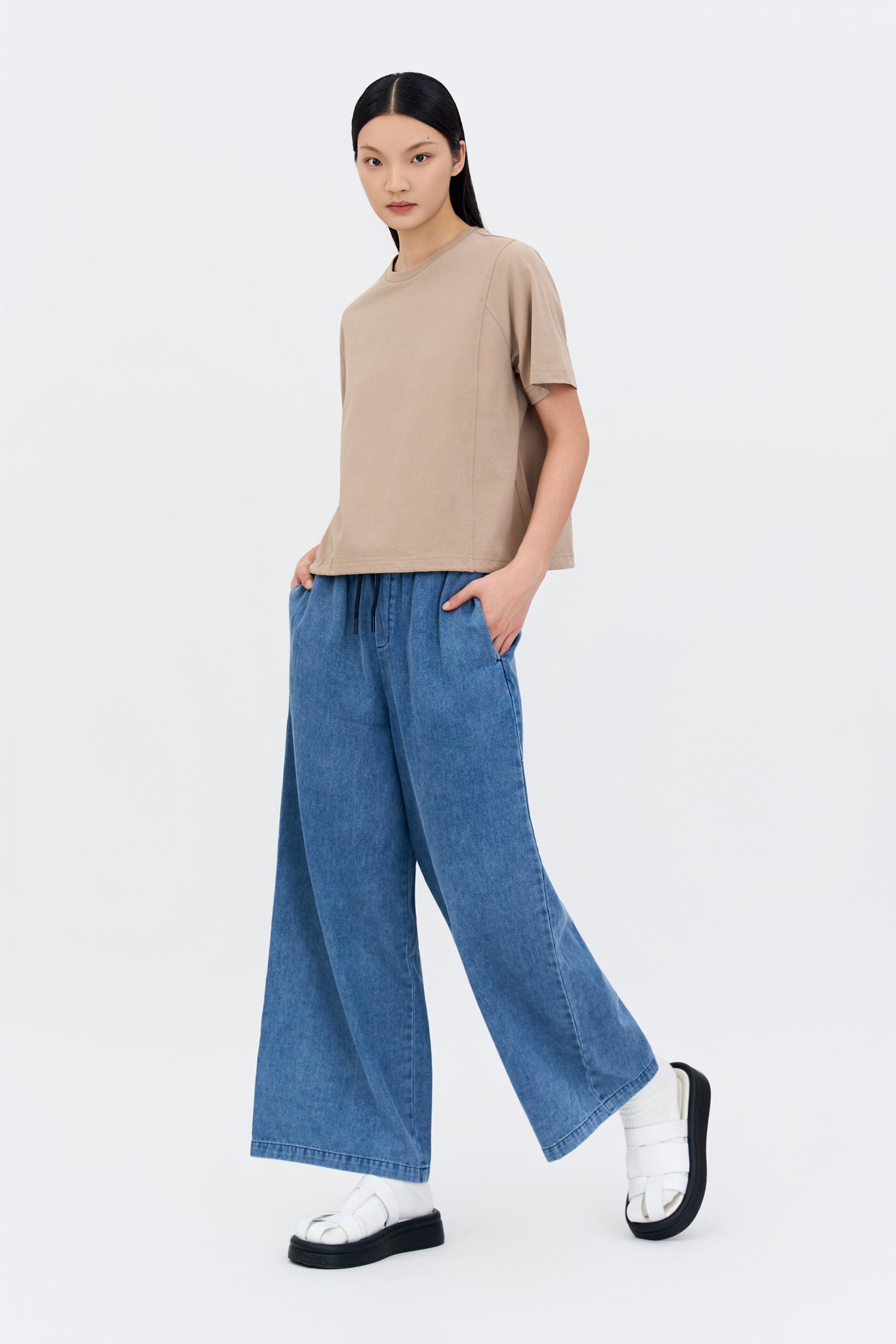 Drawcord Hem Tee - Khaki