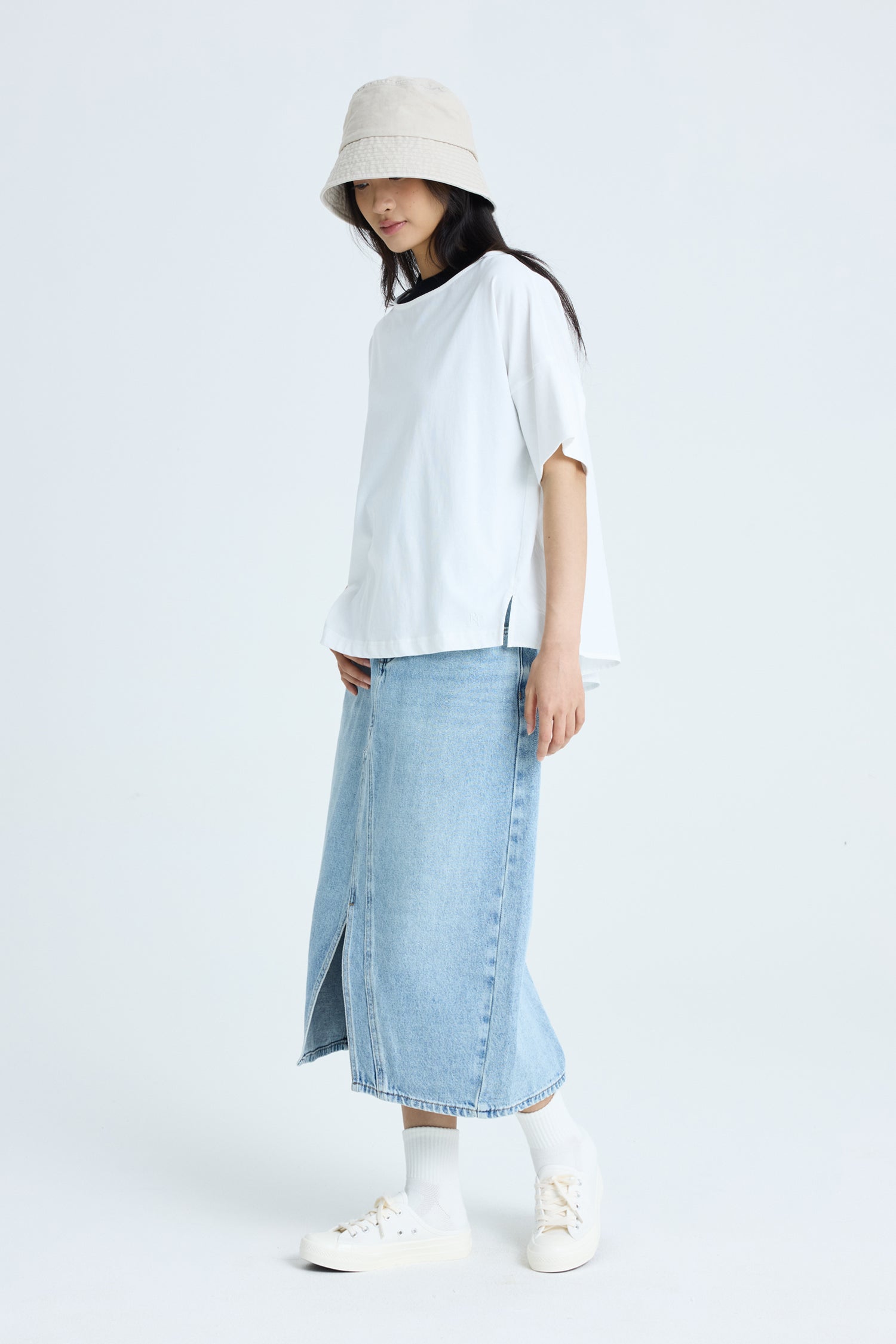 Back Pleat Tee - Cream
