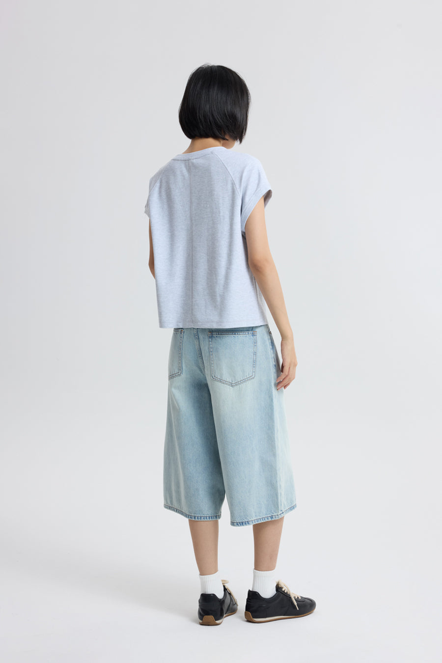 Raglan Sleeve Tee - Light Grey