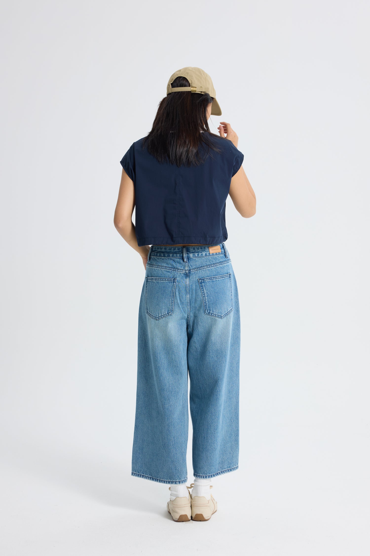 Wide-Legged Jeans - Denim