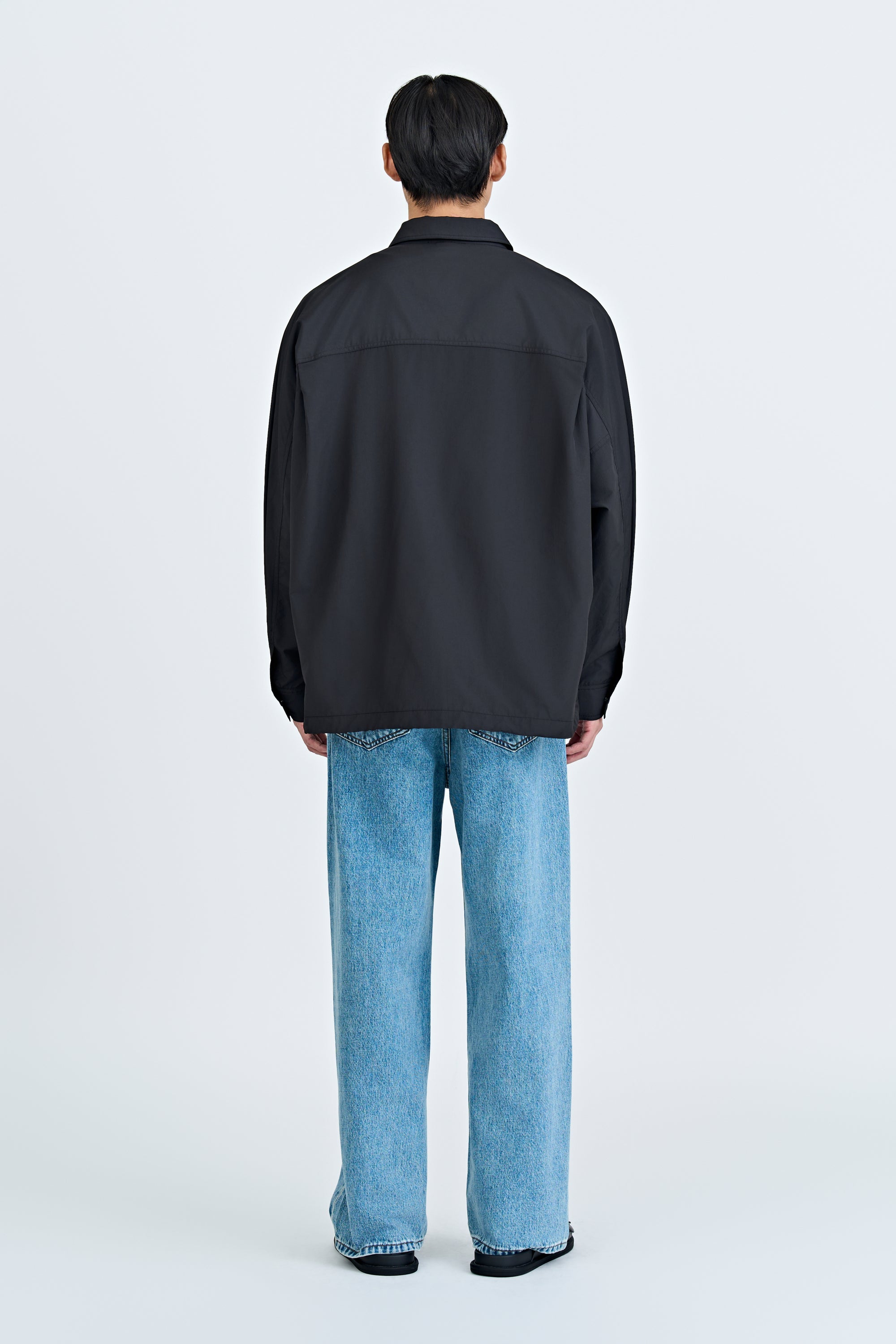 Light Weight Jacket With Conceal Pocket - Black