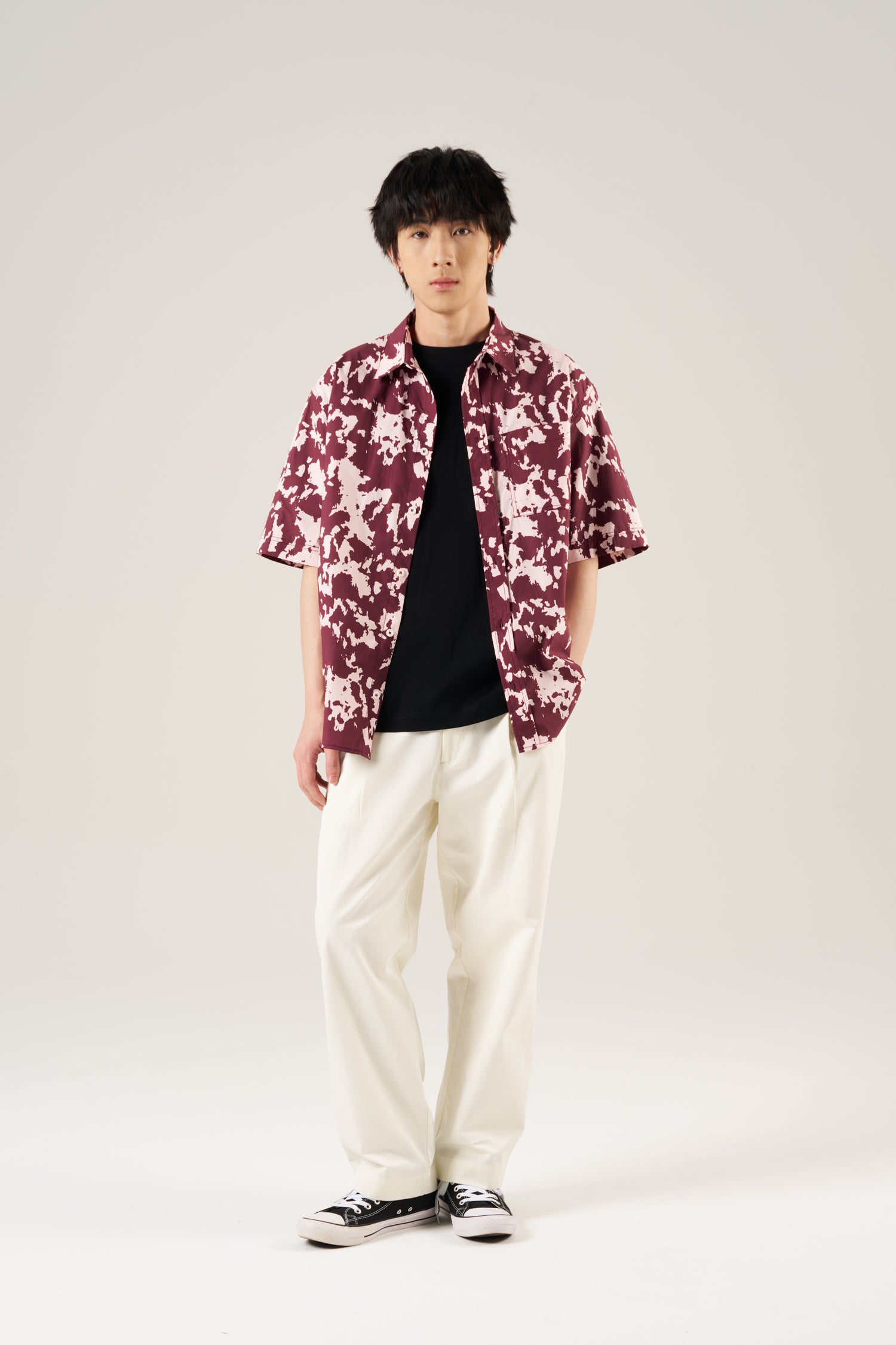 Relaxed Pleated Trousers - Cream