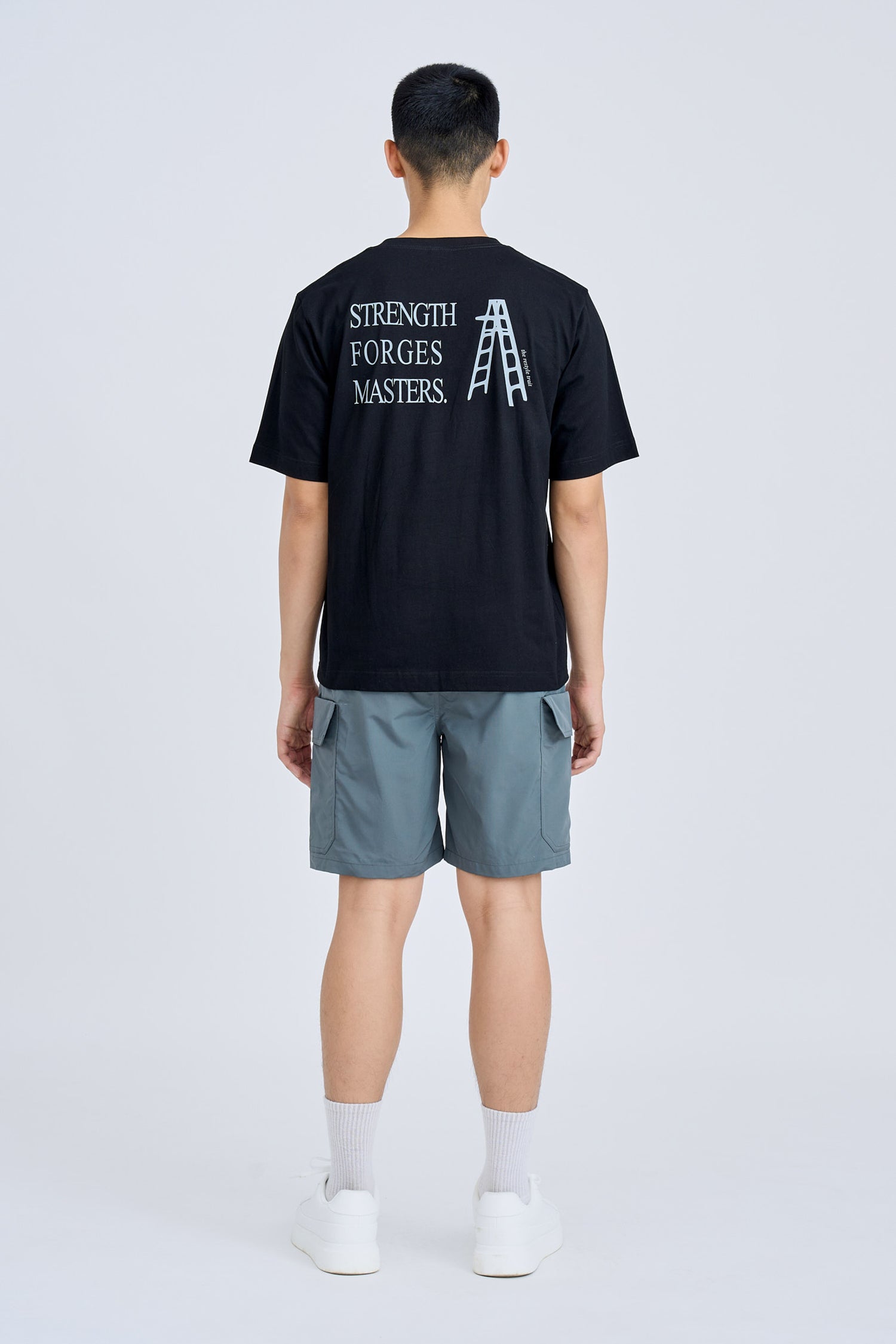 Jersey "Strength Forges Masters" Graphic Tee - Black