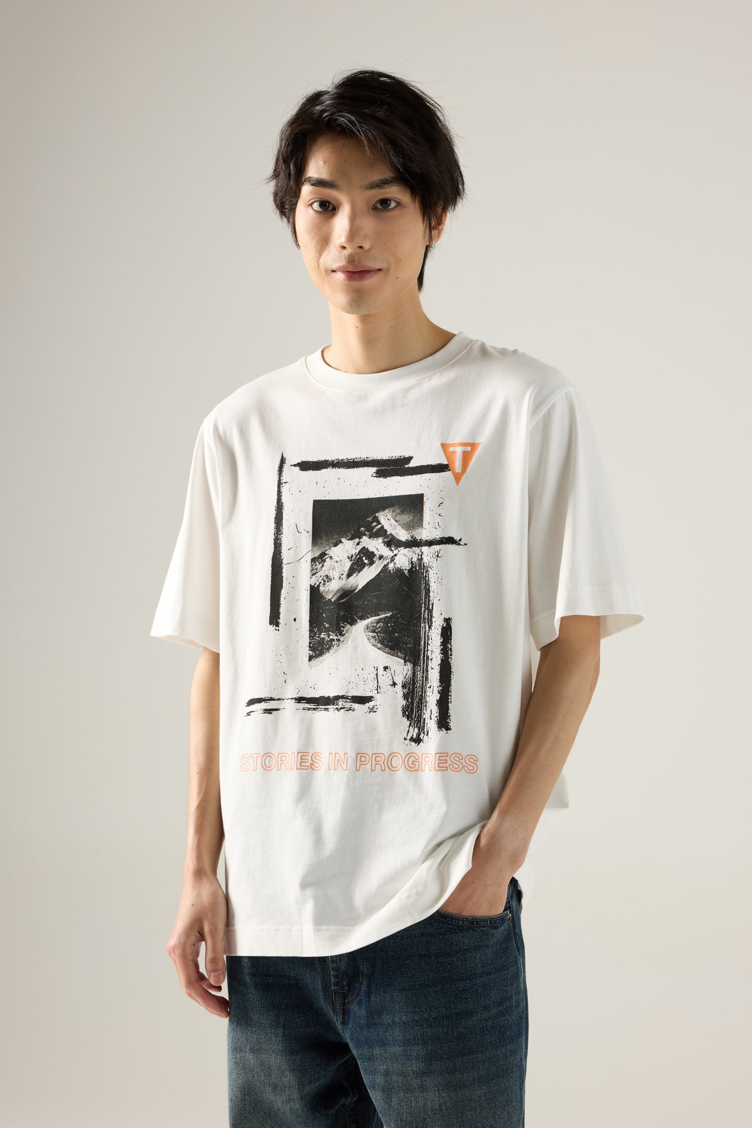 (A) Mountain Frame Graphic Tee - Cream