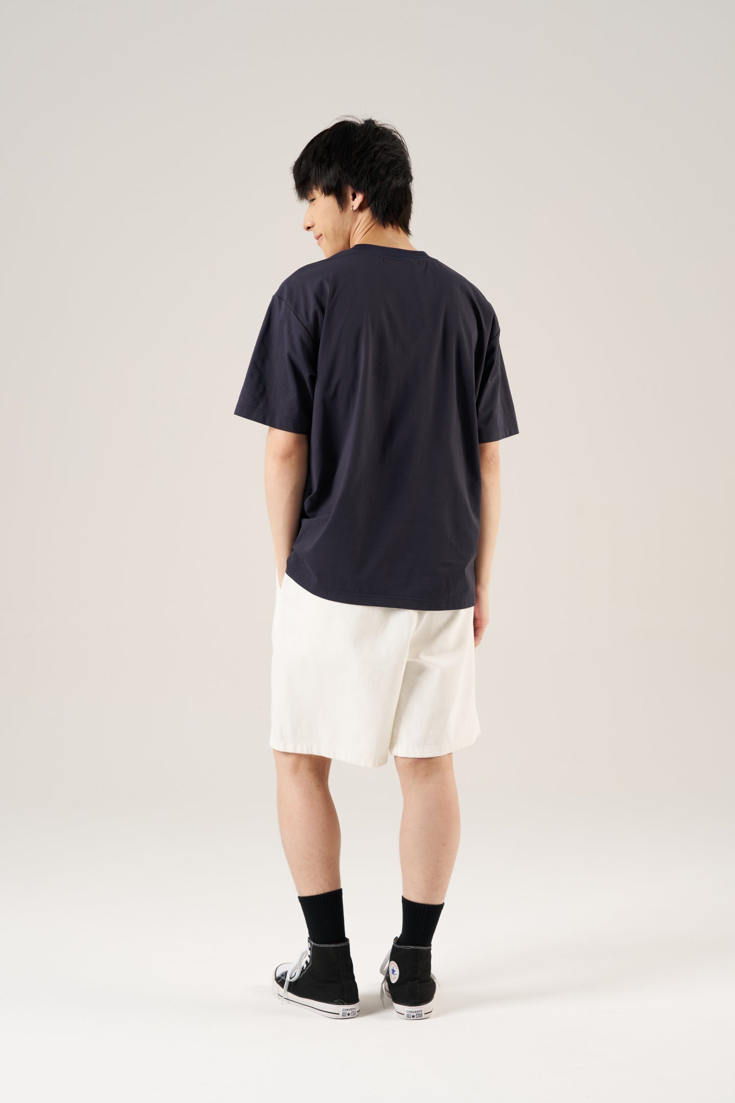 (B) Contrast Embroidery Pocket Tee - Navy