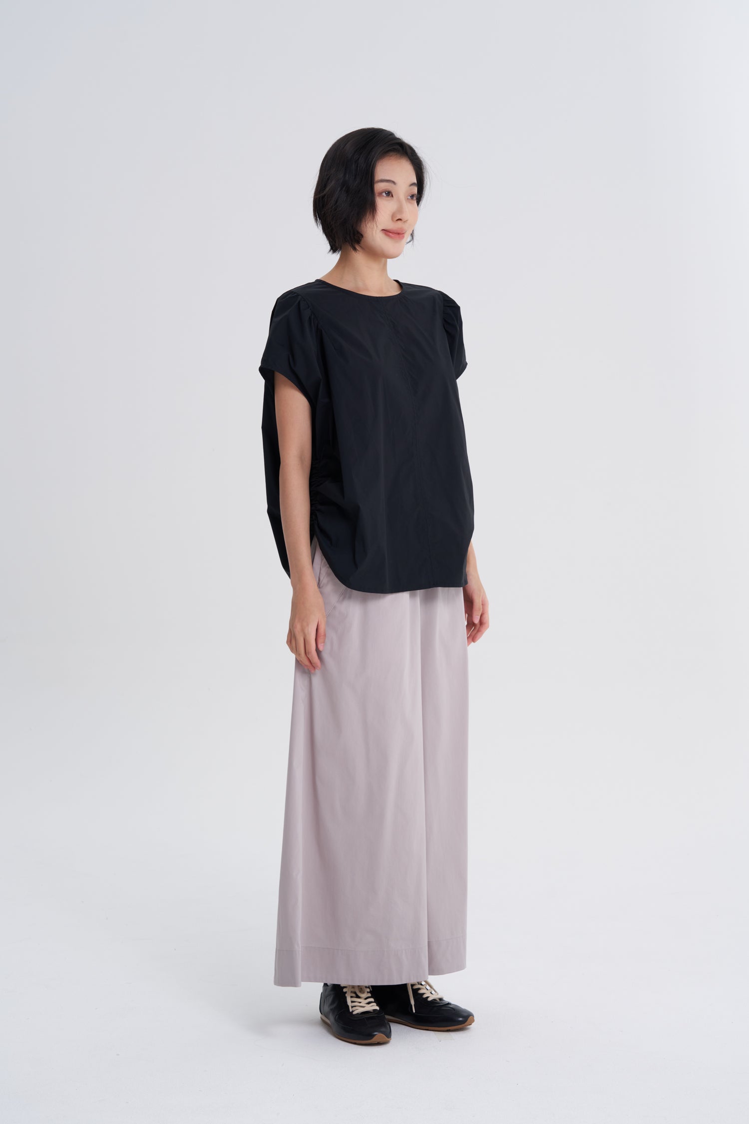 Wide Cut Gathered Blouse - Black
