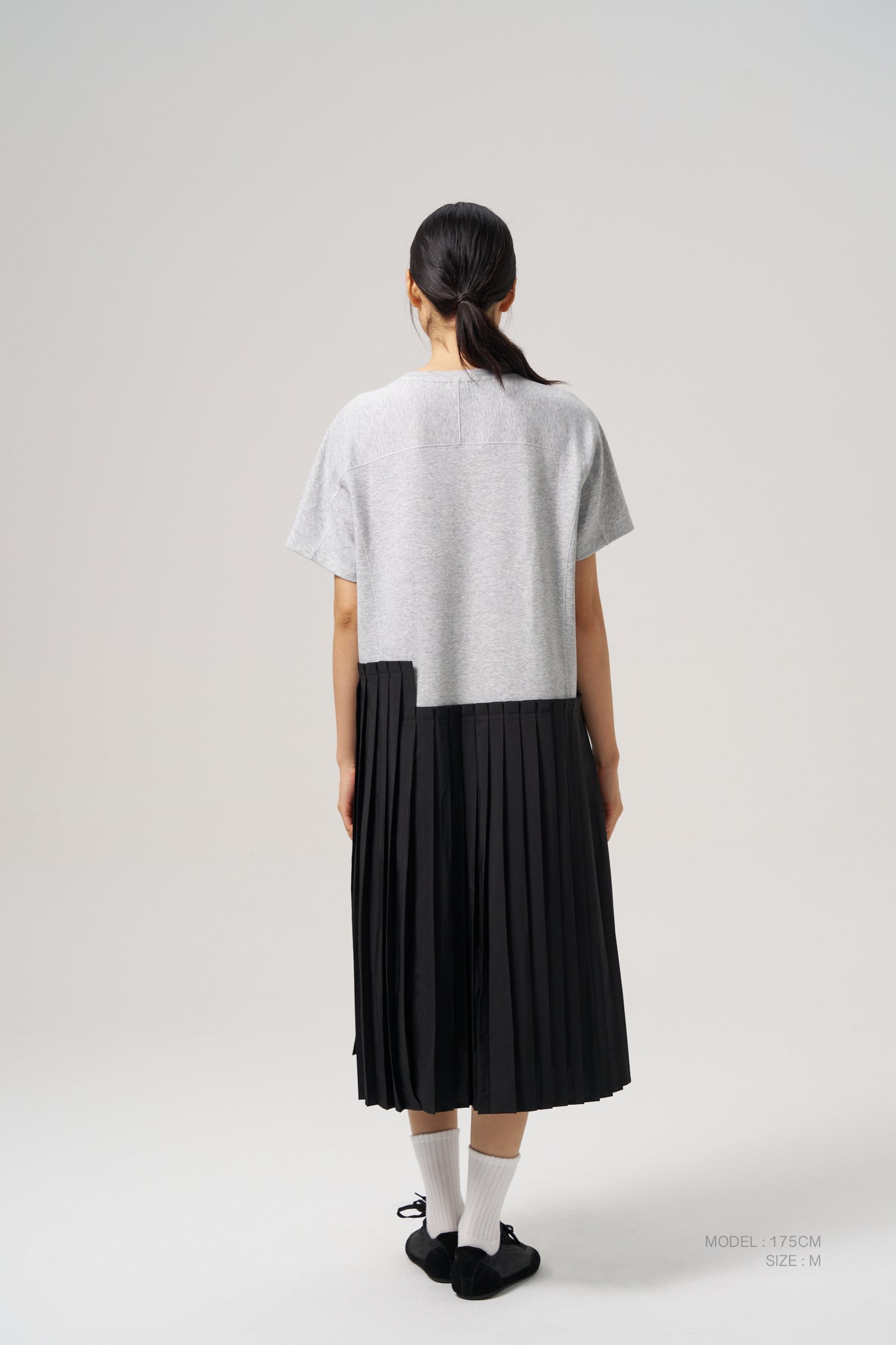 Contrast Fabric Pleat Dress - Hue Grey