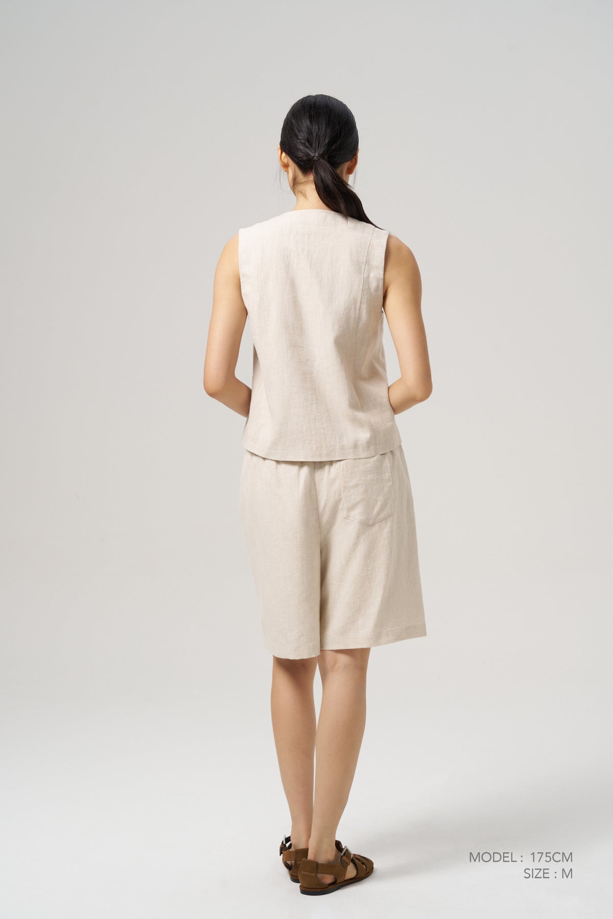 Relaxed Pull-Up Shorts - Ecru