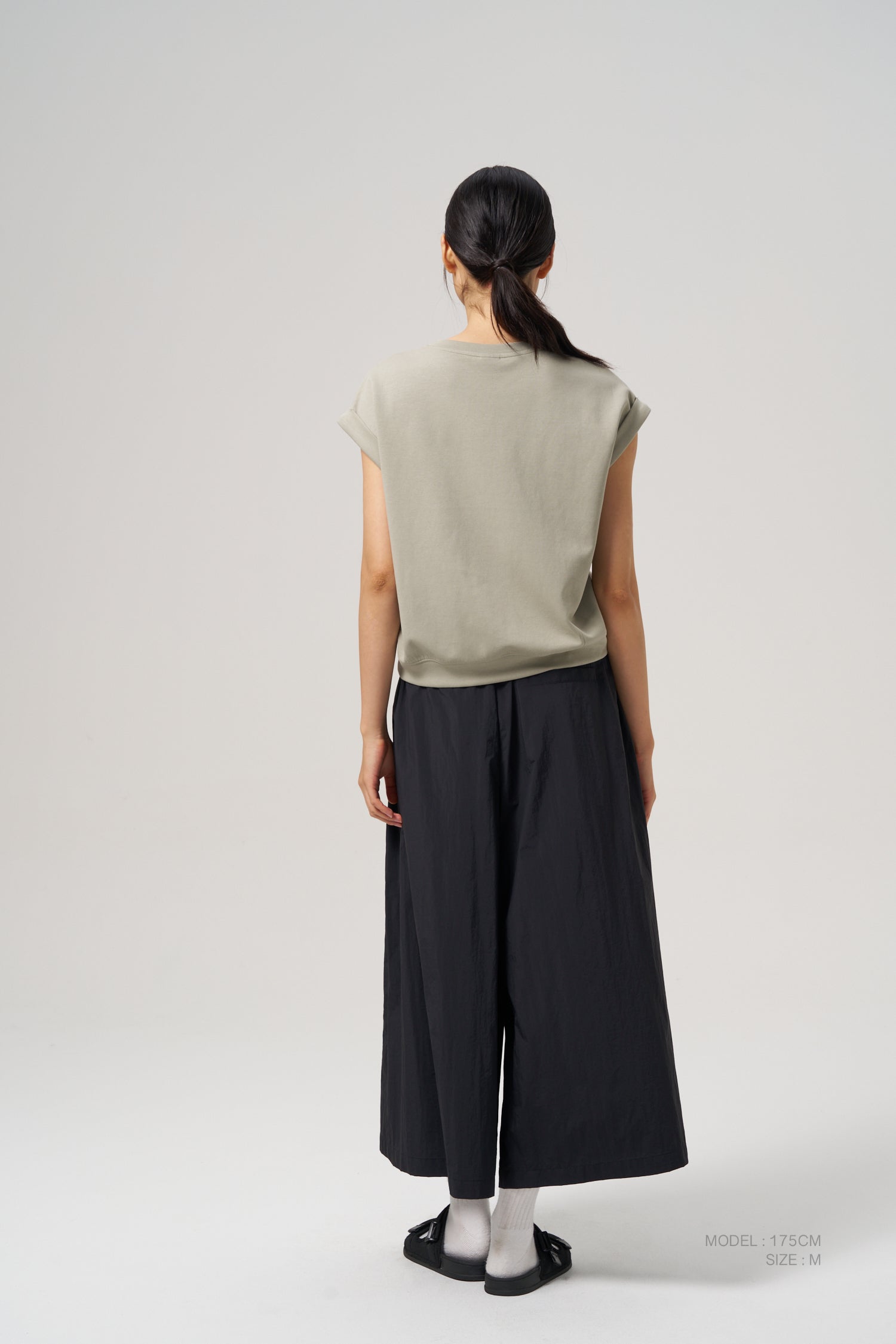 Embroidery Tee - Sage