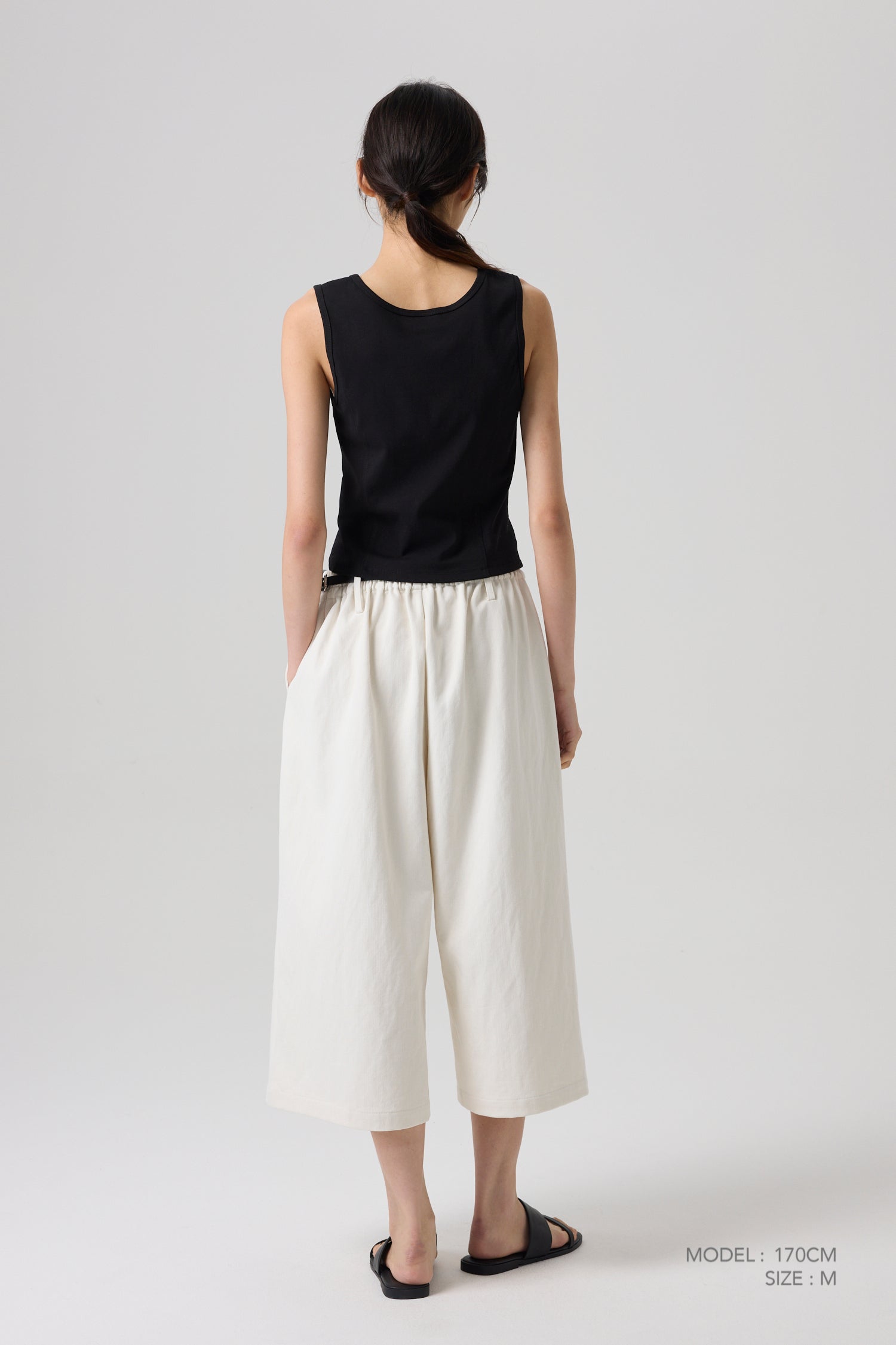 Front Seam Sleeveless Tank - Black