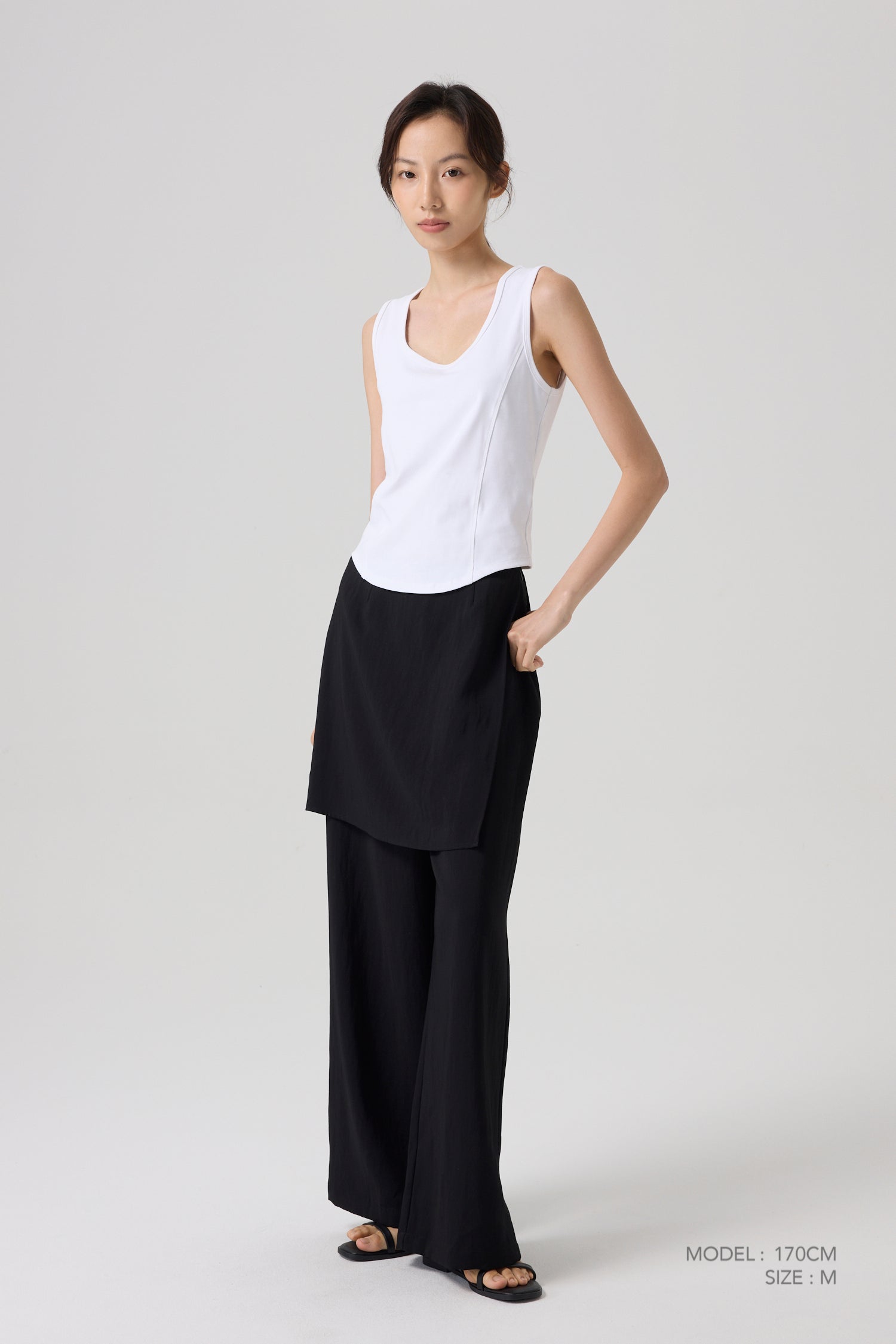 Front Seam Sleeveless Tank - Cream
