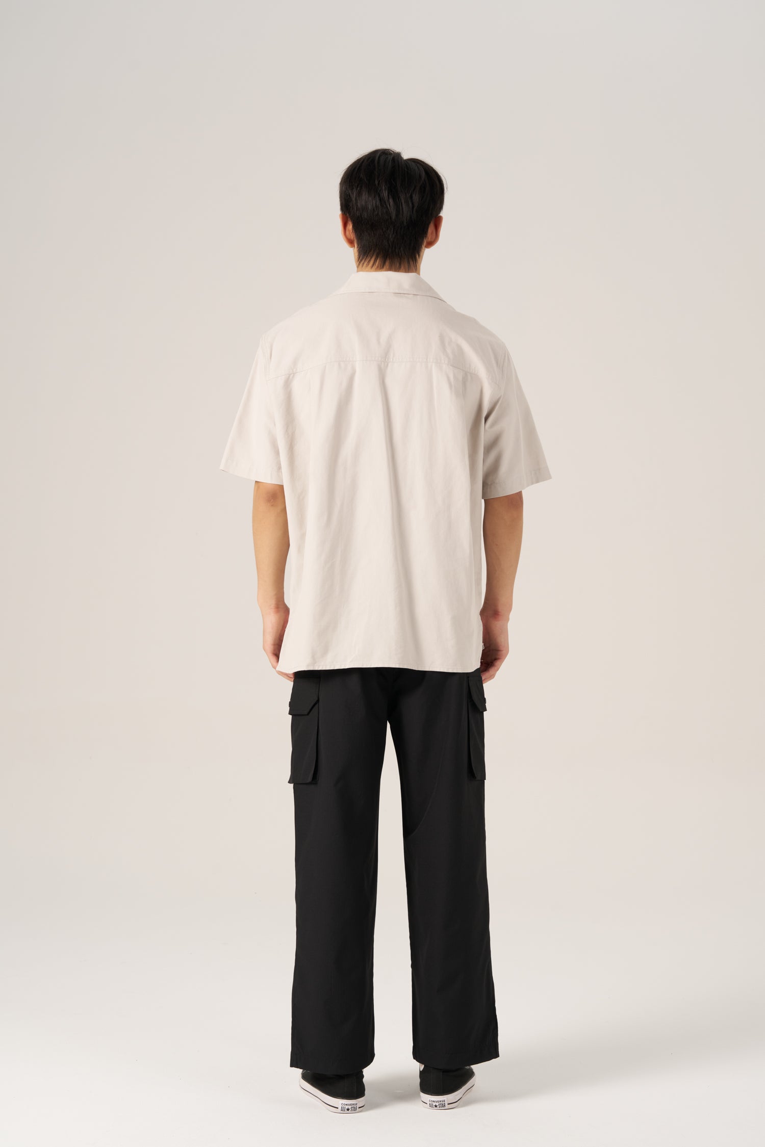 Relaxed-Fit Flapped Pocket Cuban Collar Top - Light Grey