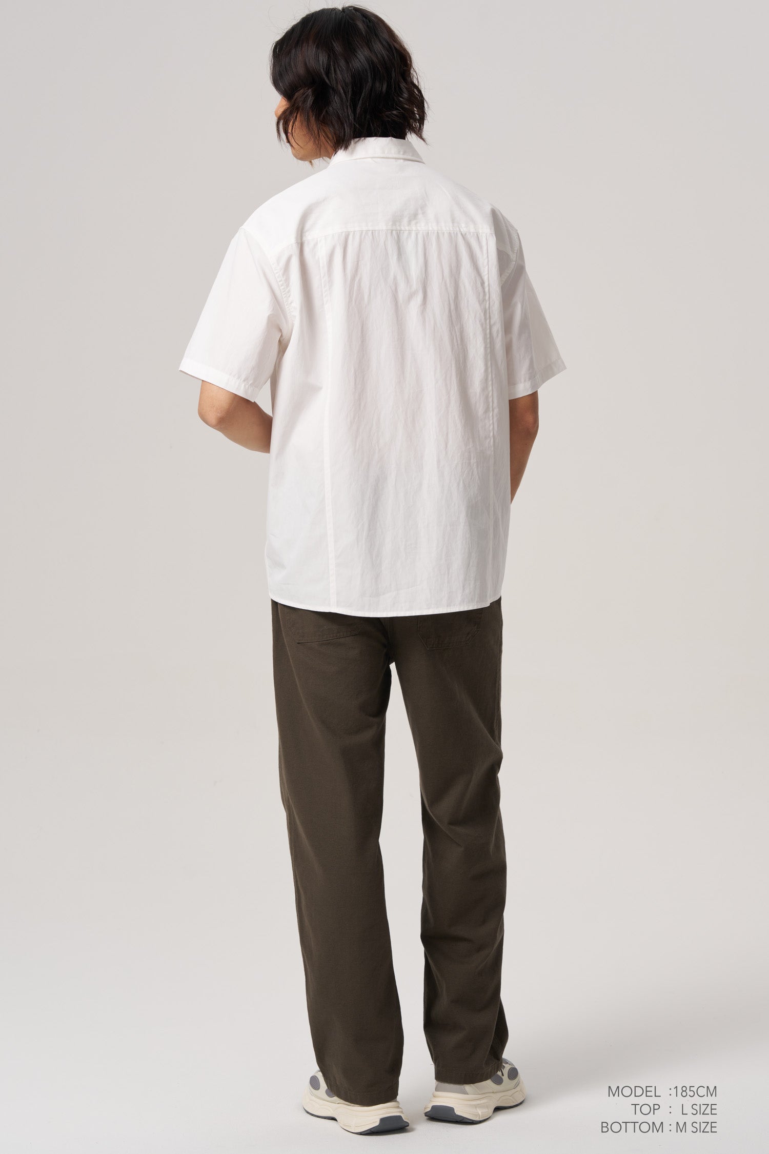 Relaxed Pleated Trousers - Dark Brown