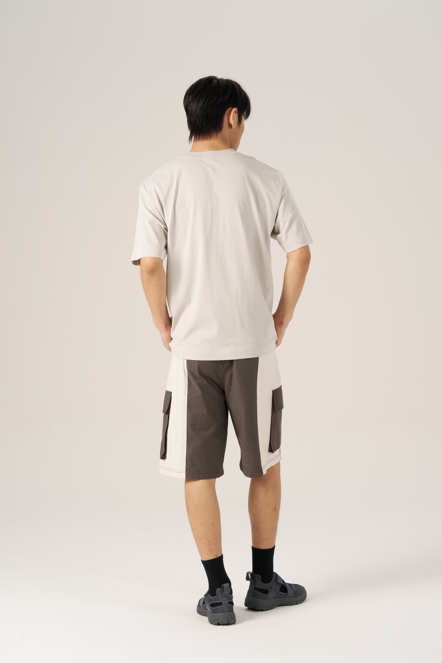 (B) Zip Pocket Tee - Sandstone